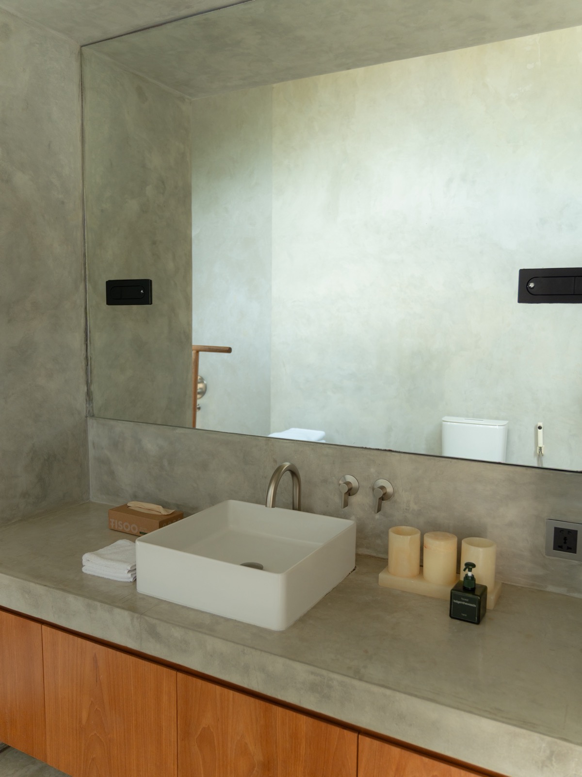 Kore Room bathroom at Lodge in the Woods in Bali